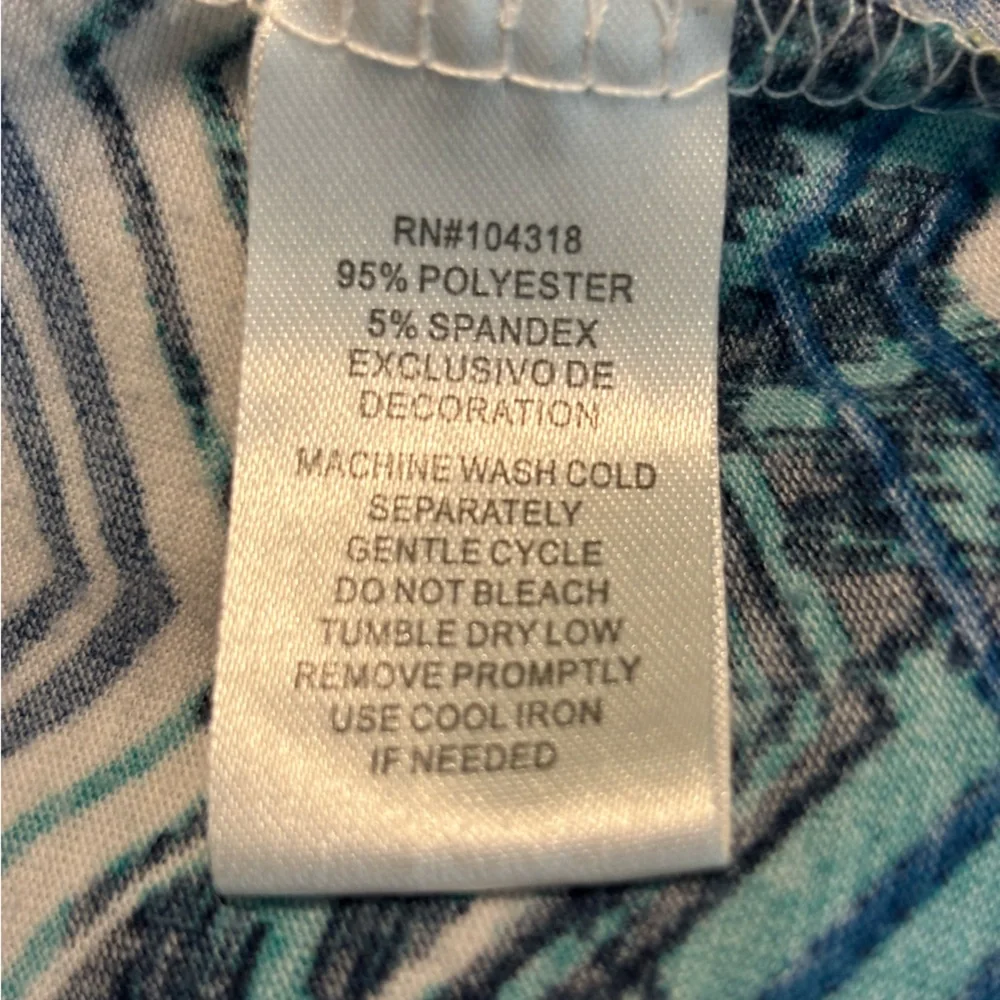 Carly St. Claire multi colored sundress with adjustable straps - Picture 6 of 6